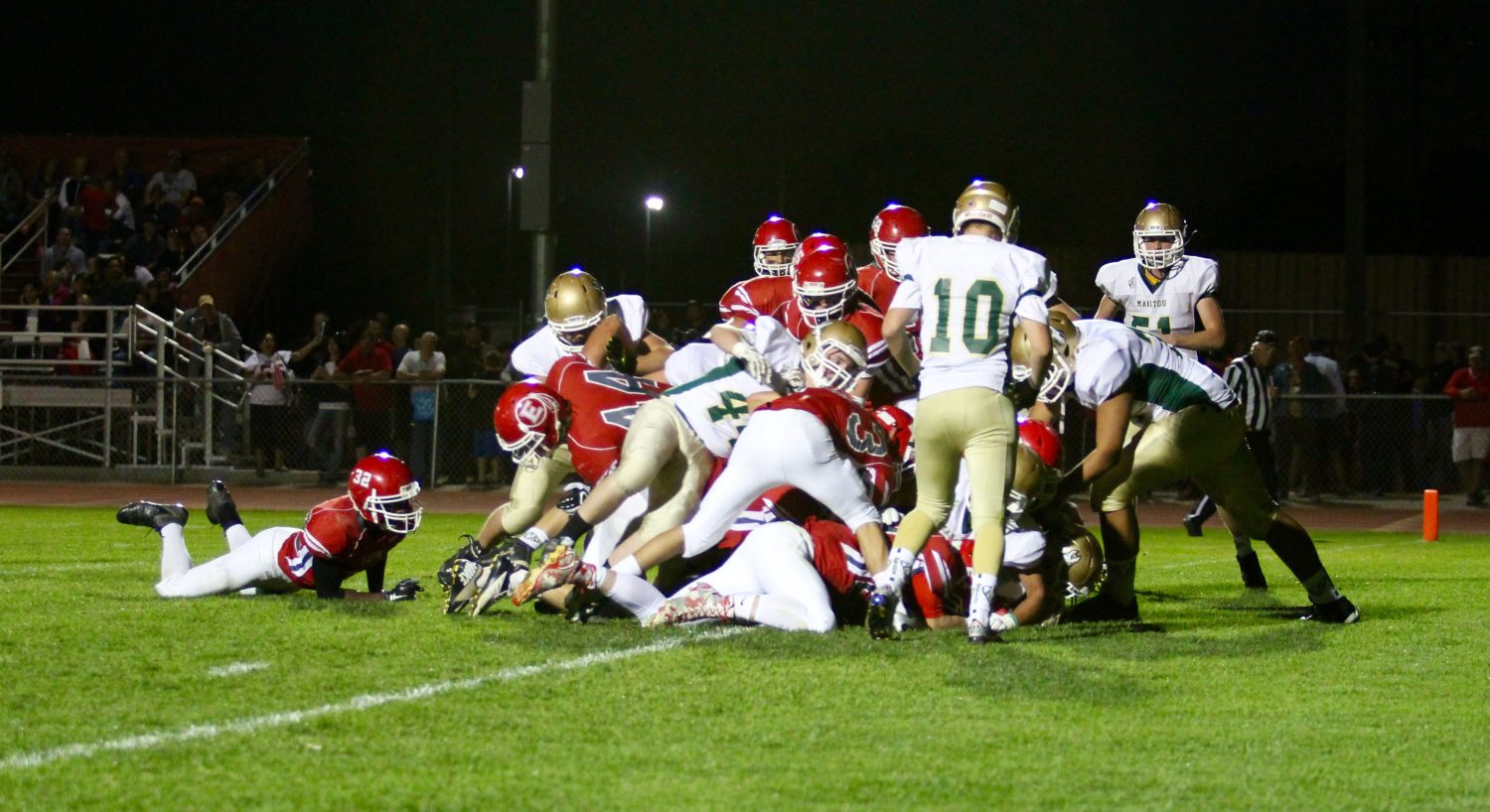 Eaton Reds defeat Manitou Springs for Homecoming victory