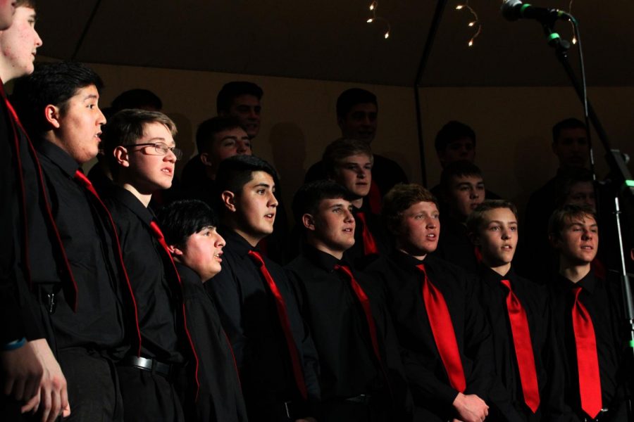 End of semester choir concert spreads holiday joy