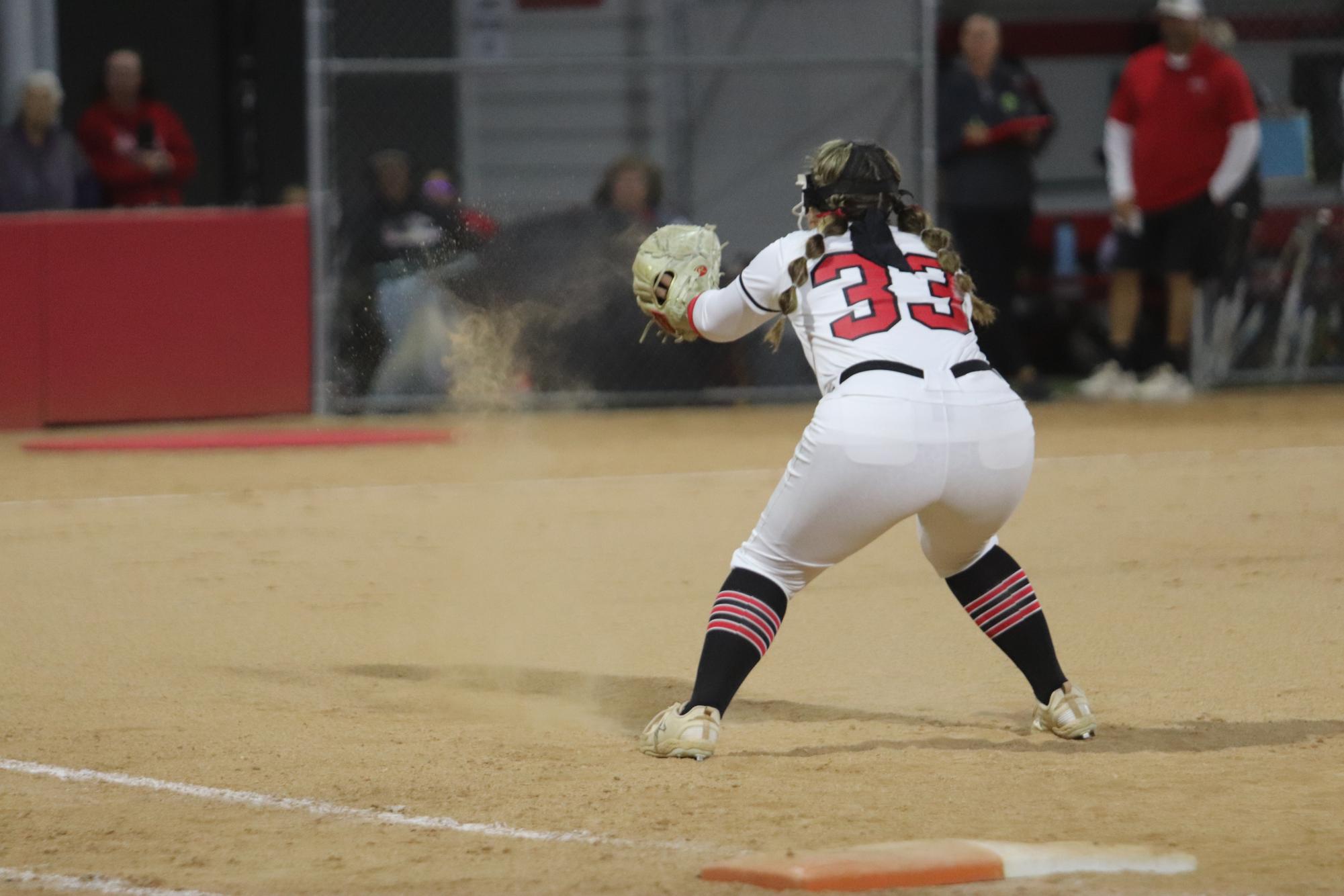 Softball 2024 - Eaton vs. Holy Family