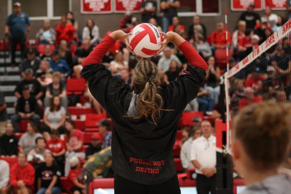 Eaton high school volleyball battles rival team University high school