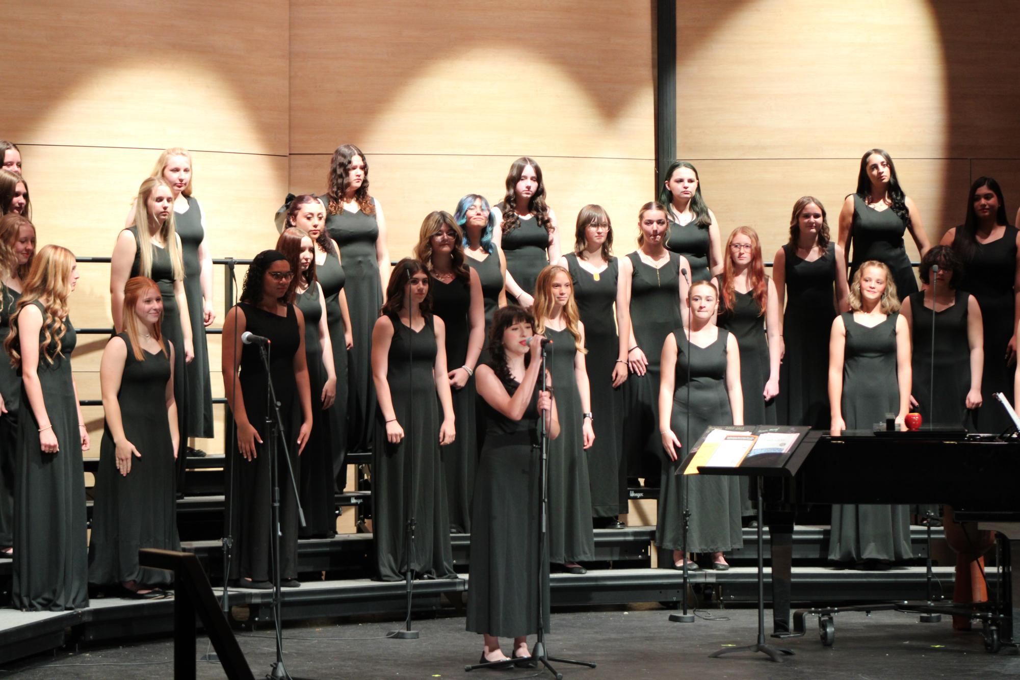 Fall choir concert riffs through the night