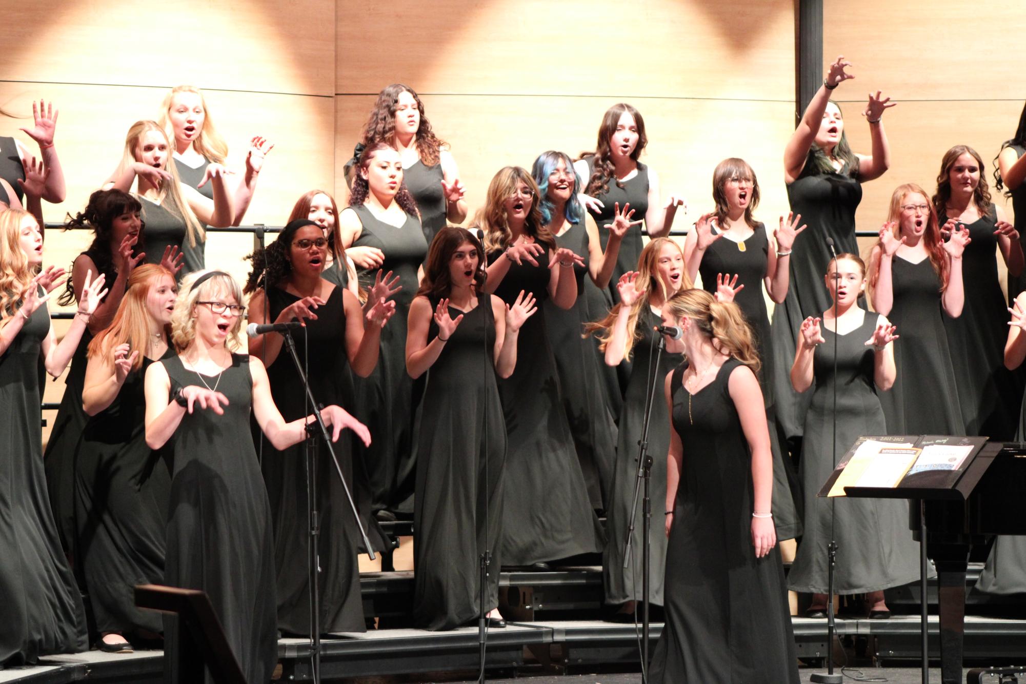 Fall choir concert riffs through the night