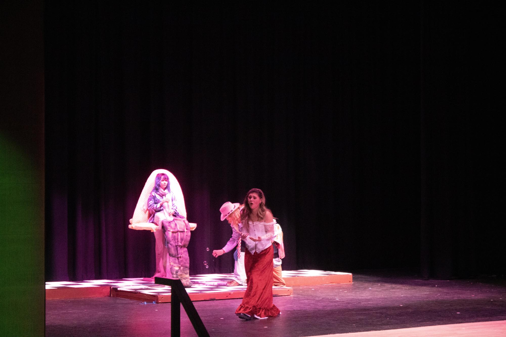 Queen of Hearts theatre production