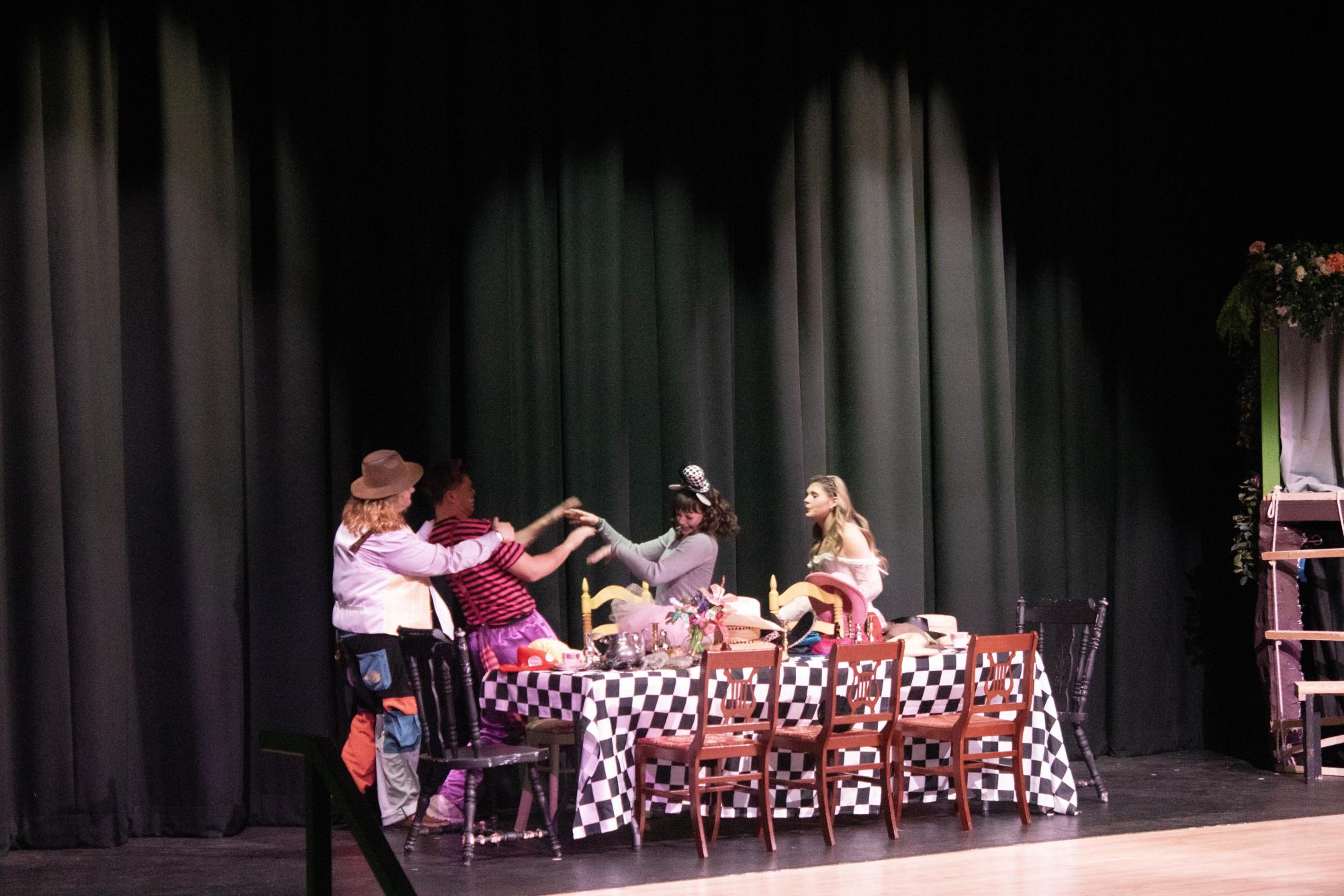 Queen of Hearts theatre production