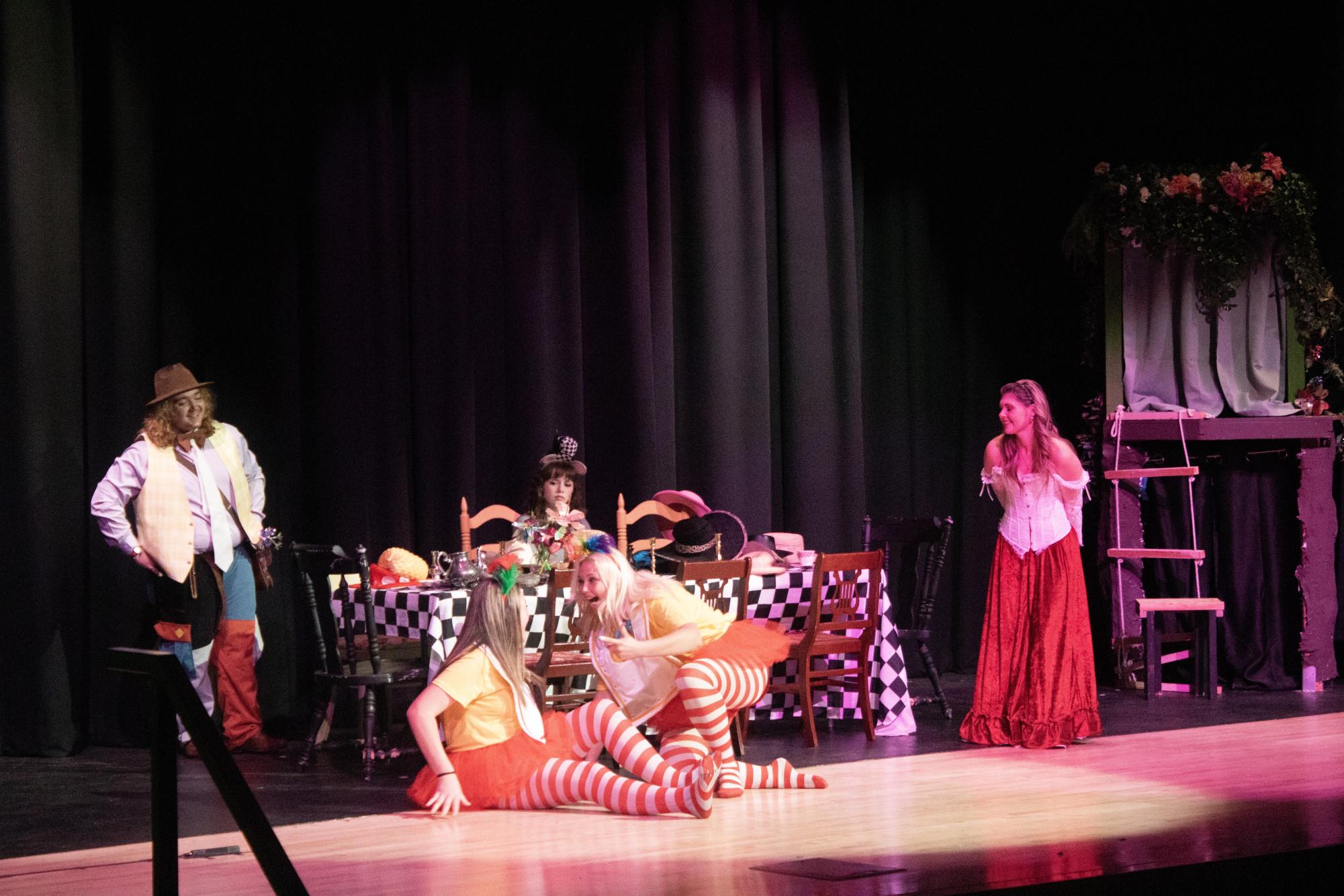 Queen of Hearts theatre production