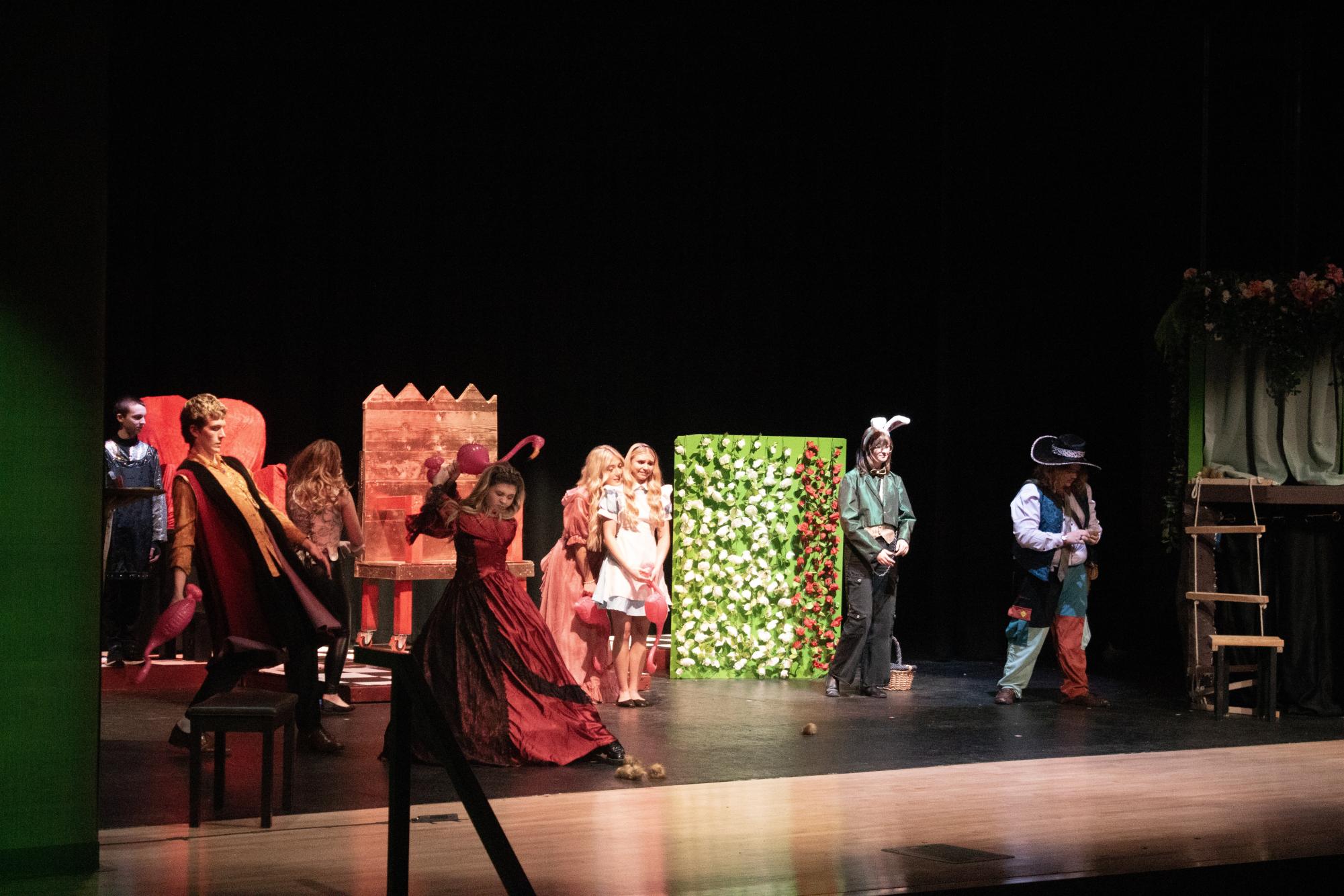Queen of Hearts theatre production