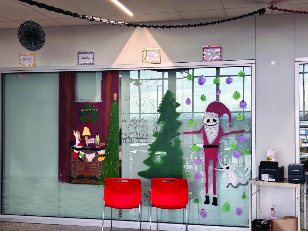 Christmas window painting competition