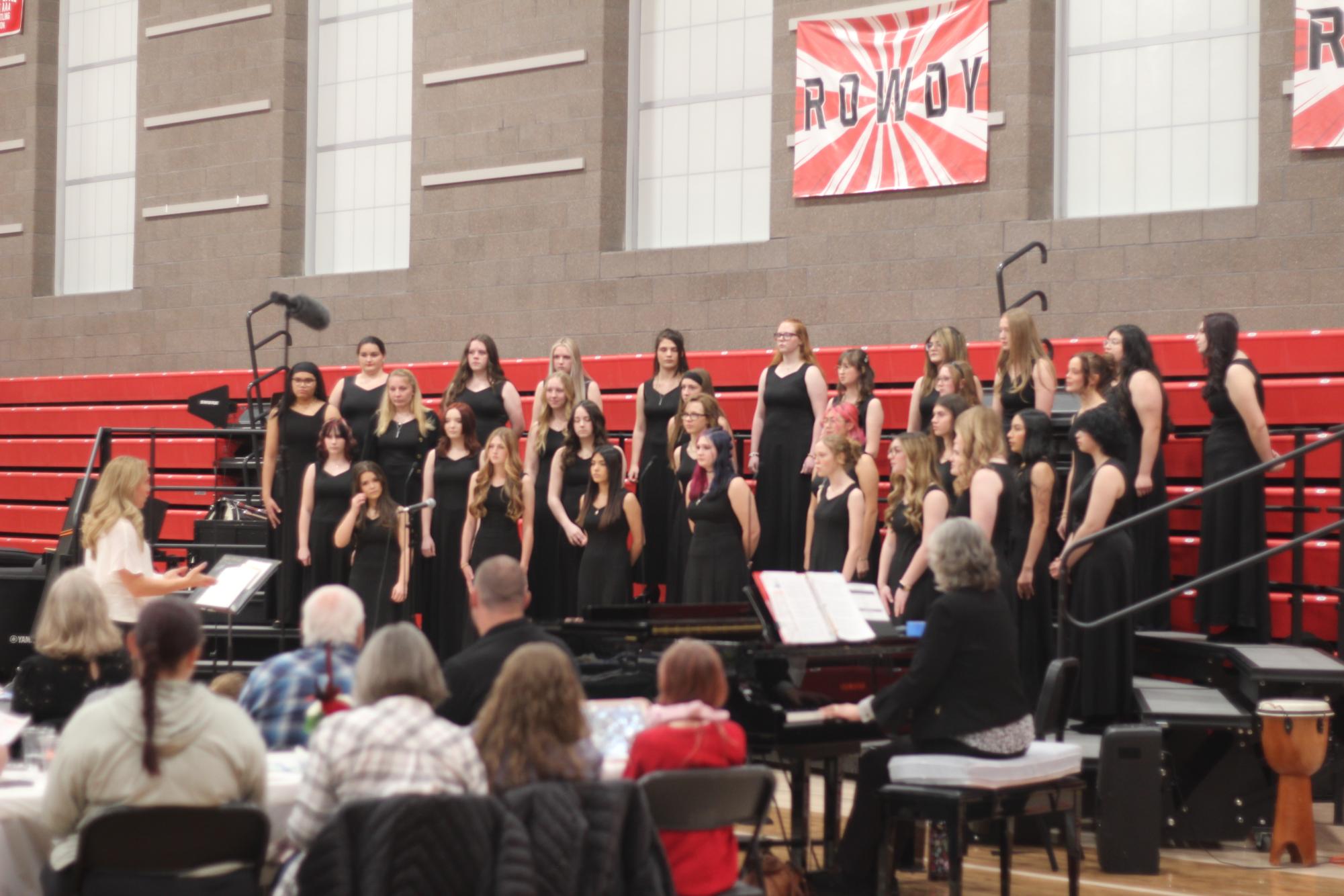 Eaton High School's music gala stuns audience