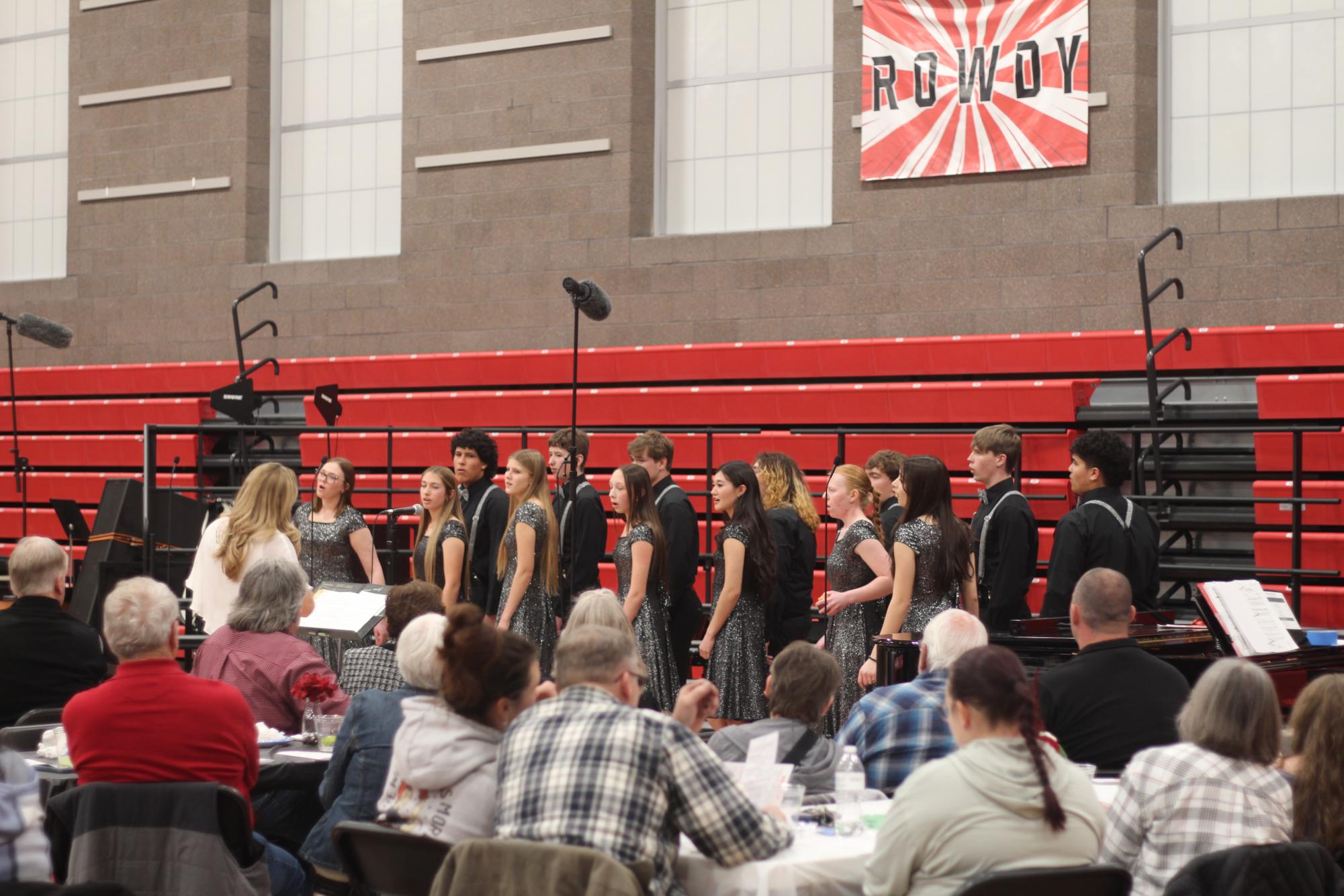 Eaton High School's music gala stuns audience
