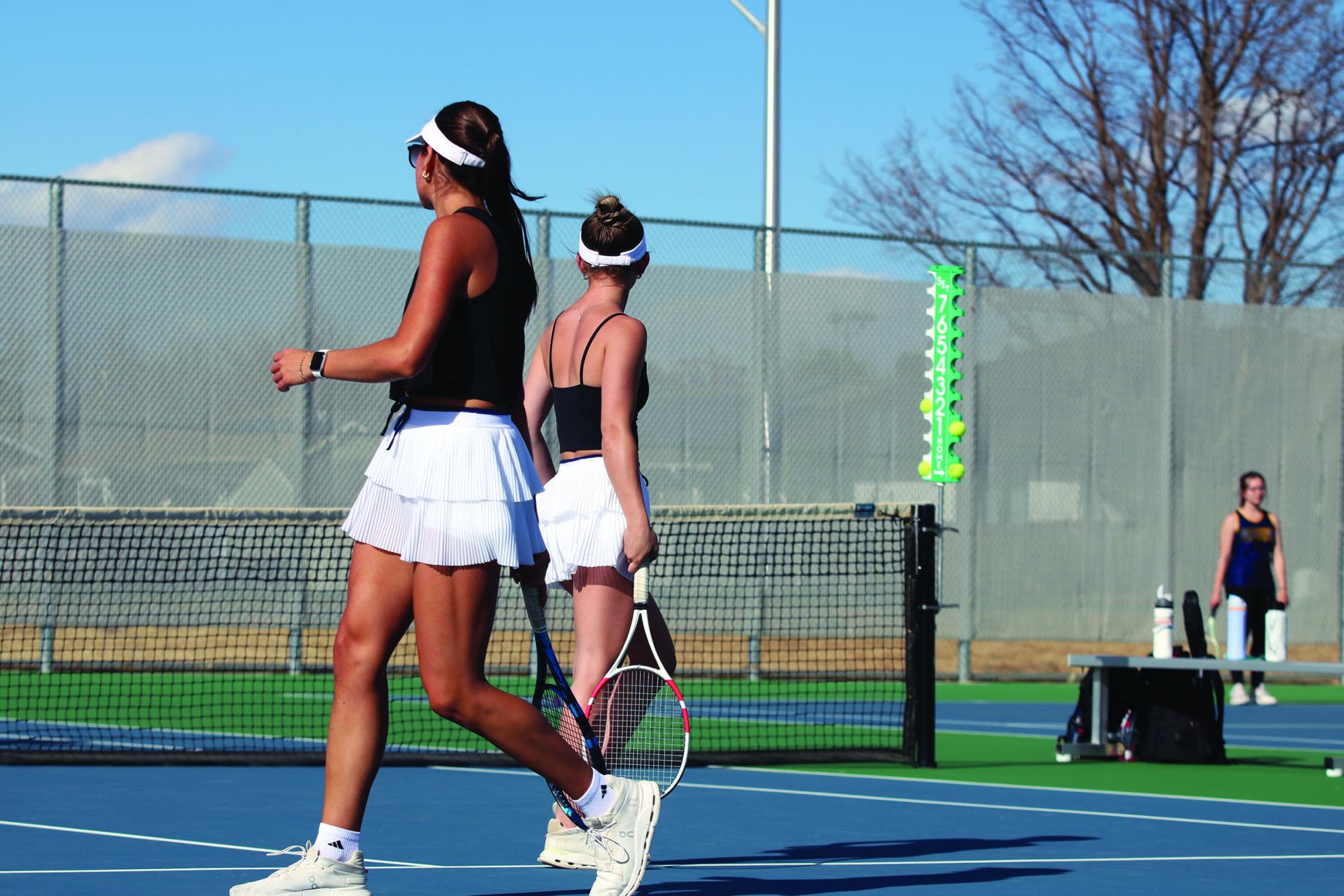 Eaton varsity tennis vs Timnath